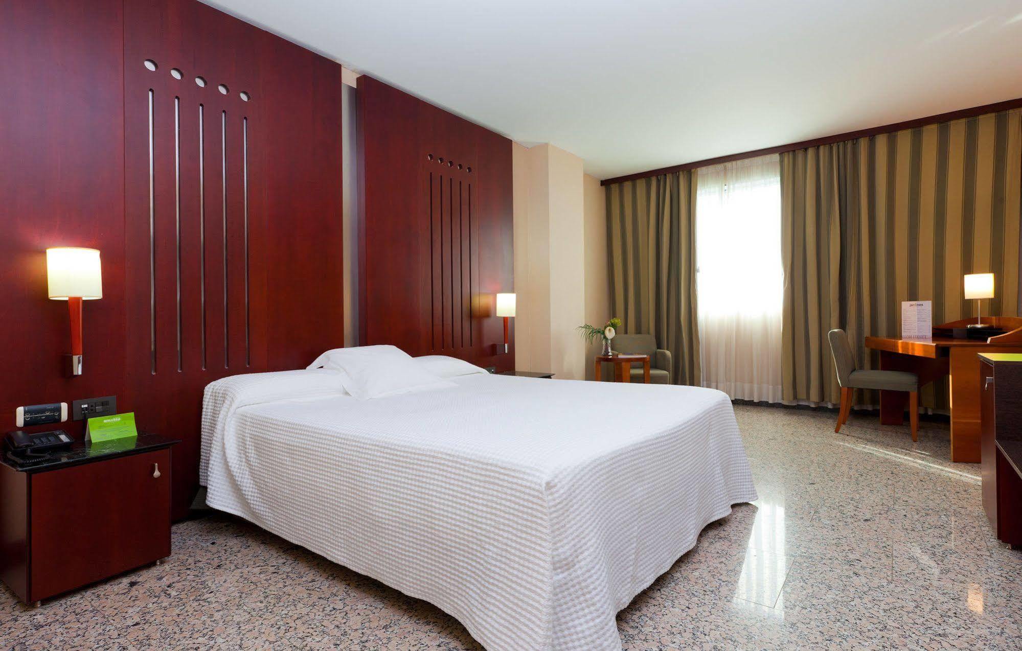 Jardines De Amaltea Hotel Лорка Екстериор снимка
